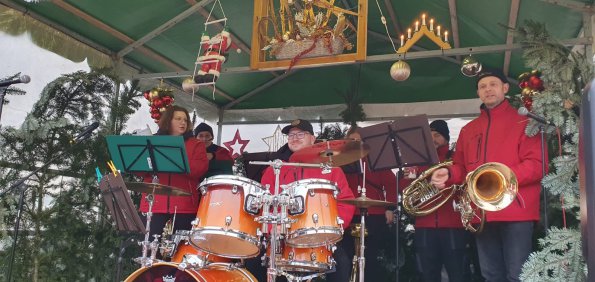 Neumark Weihnachtsmakrt2025 (6)